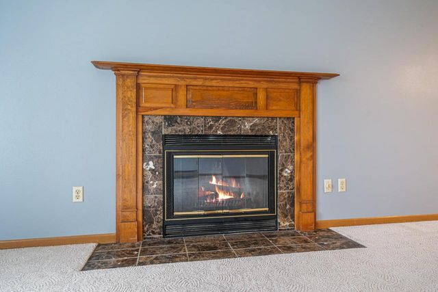 1313 WITTMANN PARK LANE, Menasha, WI 54952