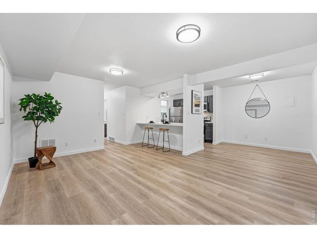 3790 Iris Ave B, Boulder, CO 80301