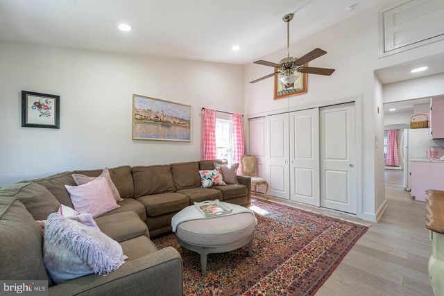 206 LINDEN AVE, Edgewater, MD 21037