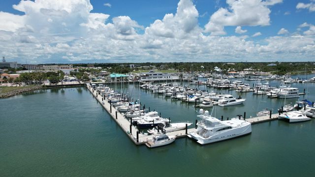 1765 S Dovetail Drive, Fort Pierce, FL 34982