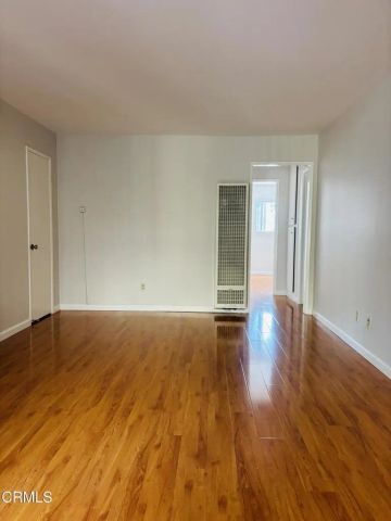 2750 Piedmont Avenue 14, Montrose, CA 91020