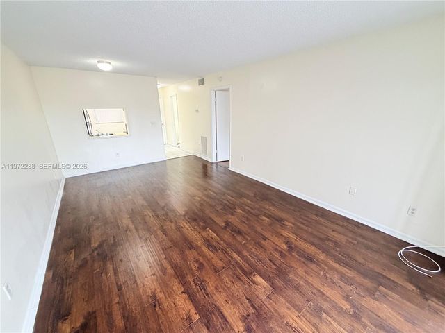 2800 NW 56th Avenue F403, Lauderhill, FL 33313