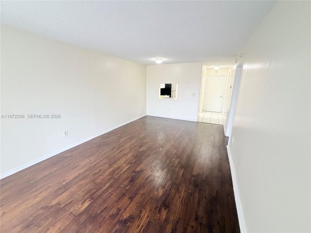 2800 NW 56th Avenue F403, Lauderhill, FL 33313
