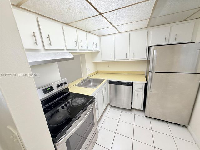 2800 NW 56th Avenue F403, Lauderhill, FL 33313