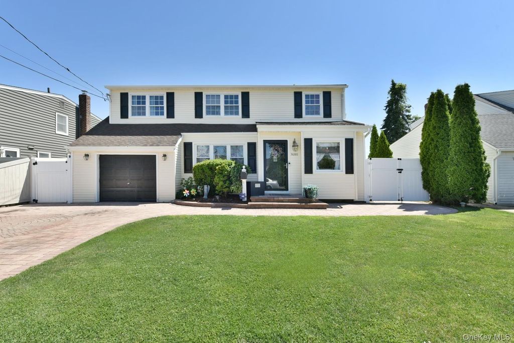 3680 Stokes Avenue, Bethpage, NY 11714