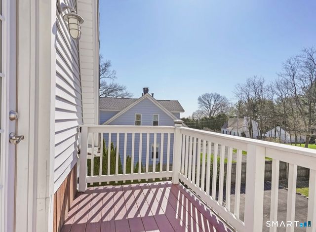 709 Tunxis Hill Road, Fairfield, CT 06824