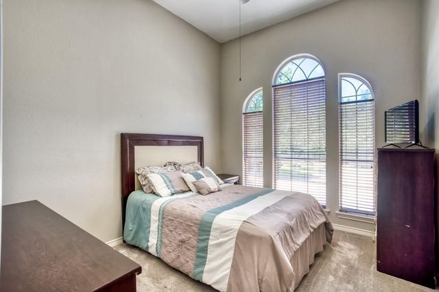 5421 N Briar Ridge Circle, Mckinney, TX 75072