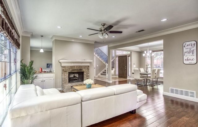 5421 N Briar Ridge Circle, Mckinney, TX 75072