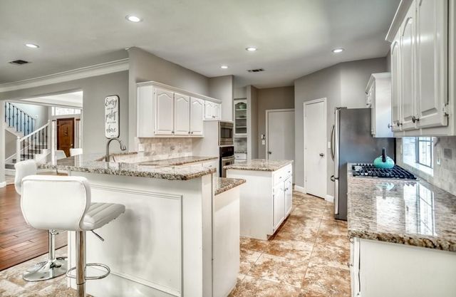 5421 N Briar Ridge Circle, Mckinney, TX 75072