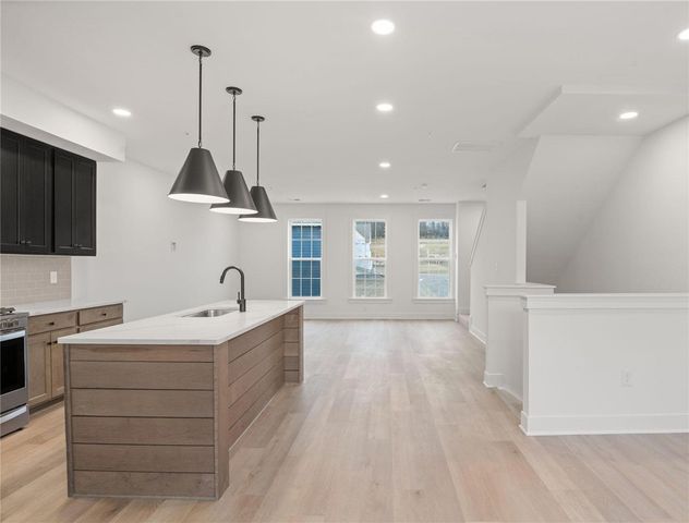 325 Palisade Way, Cranberry Twp, PA 16066