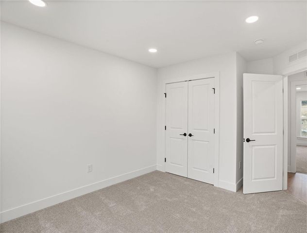 325 Palisade Way, Cranberry Twp, PA 16066