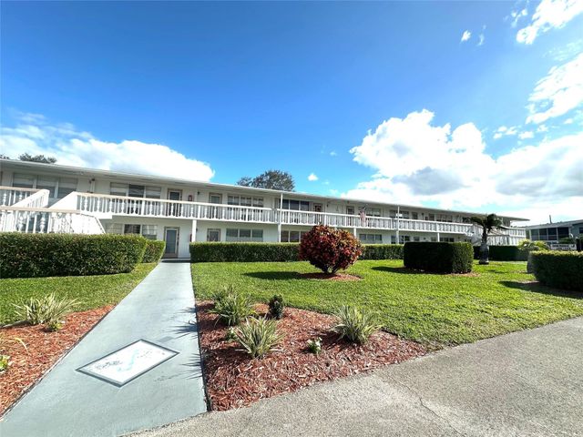 131 Oakridge J 131, Deerfield Beach, FL 33442