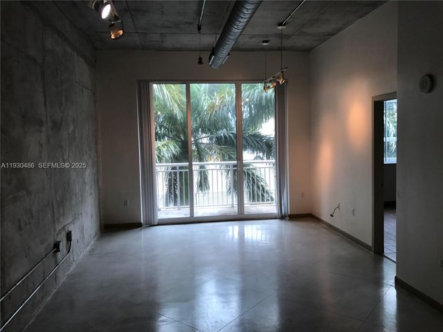 2001 Biscayne Blvd 2405, Miami, FL 33137
