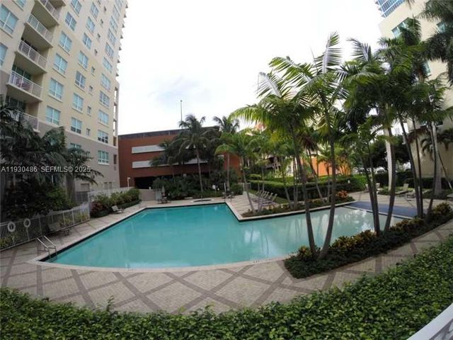 2001 Biscayne Blvd 2405, Miami, FL 33137