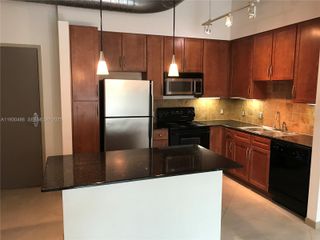 2001 Biscayne Blvd 2405, Miami, FL 33137