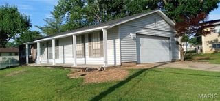 15 Sunnyfield Road, St Peters, MO 63376