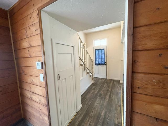 110 Church St, Jackson, CA 95642