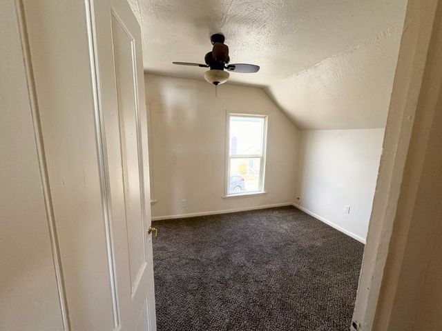 110 Church St, Jackson, CA 95642