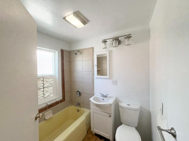 110 Church St, Jackson, CA 95642