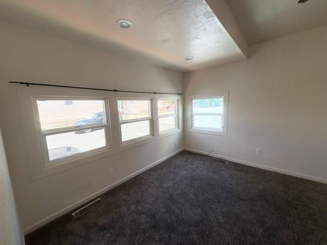 110 Church St, Jackson, CA 95642