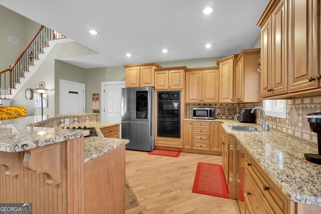 141 Shadow Walk Drive, Mount Airy, GA 30563