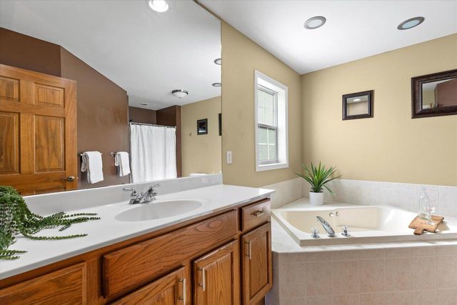 W309N7516 Champion RUN, Hartland, WI 53029