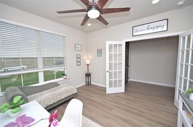 116 Spanish Moss Trail, Rhome, TX 76078