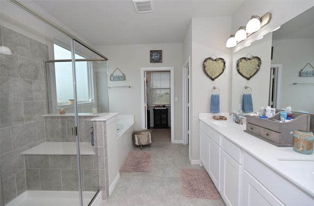 116 Spanish Moss Trail, Rhome, TX 76078