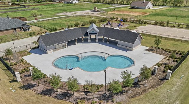 116 Spanish Moss Trail, Rhome, TX 76078
