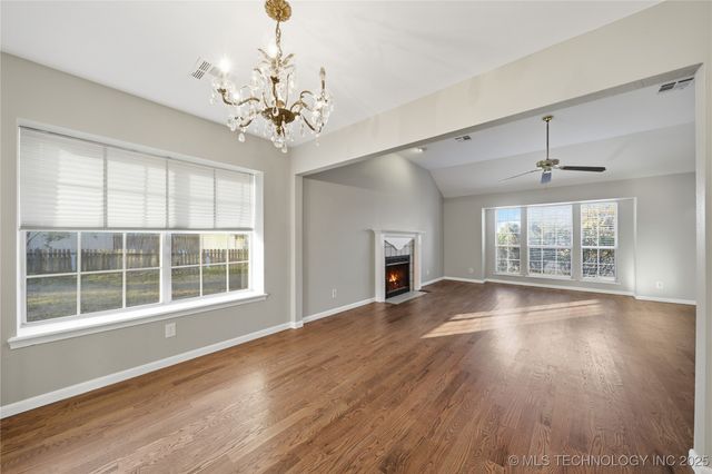 9252 S 88th East Place, Tulsa, OK 74133