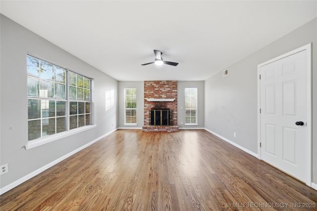 9252 S 88th East Place, Tulsa, OK 74133