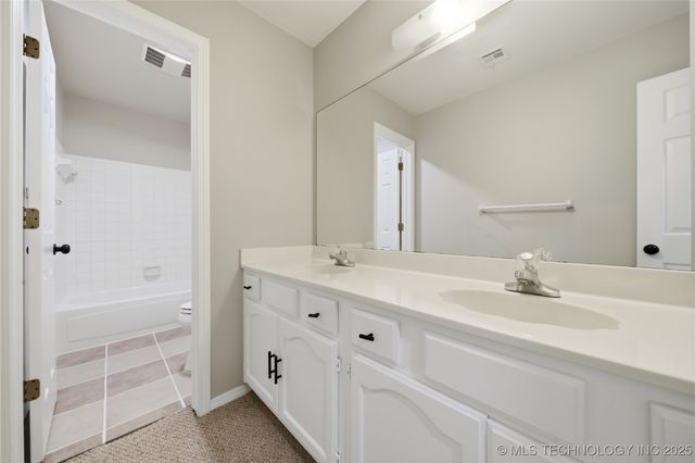 9252 S 88th East Place, Tulsa, OK 74133