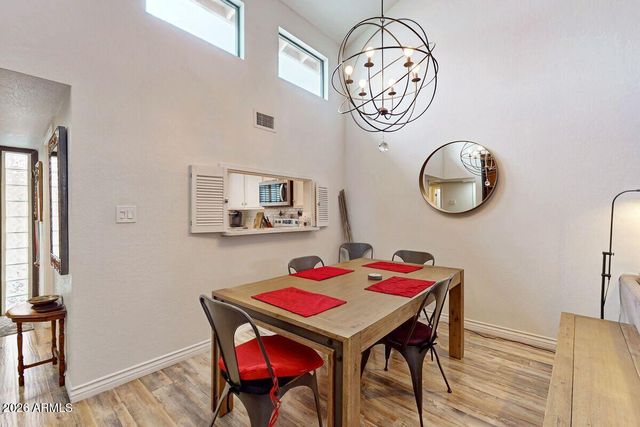 7643 E SANDALWOOD Drive, Scottsdale, AZ 85250