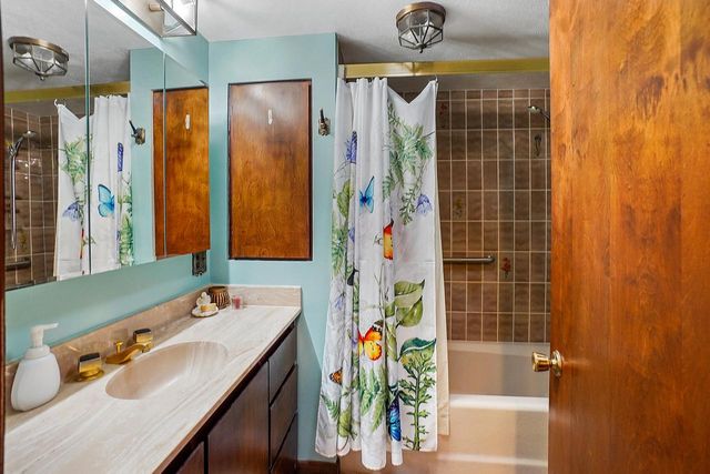 25215 W Loomis ROAD, Wind Lake, WI 53185