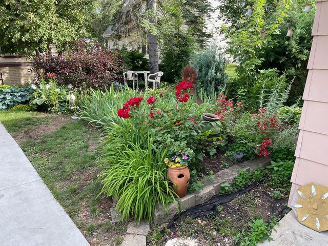 25215 W Loomis ROAD, Wind Lake, WI 53185