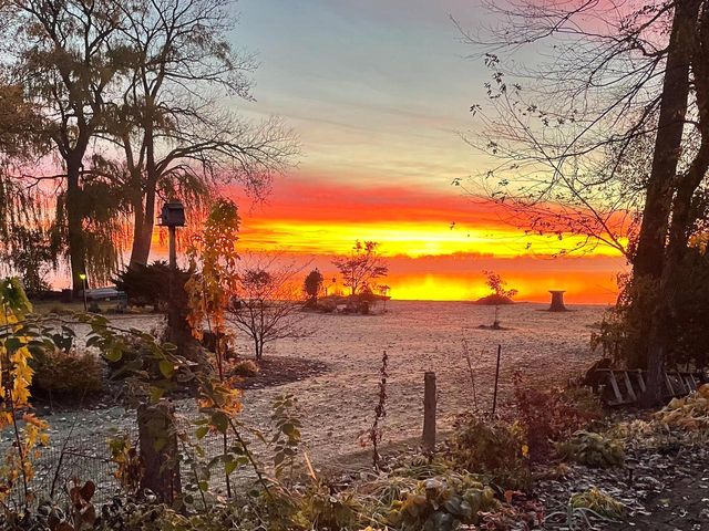 25215 W Loomis ROAD, Wind Lake, WI 53185