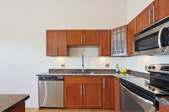 1511 Main Street CPH9, Worcester, MA 01603