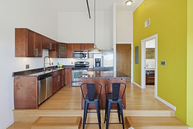 1511 Main Street CPH9, Worcester, MA 01603