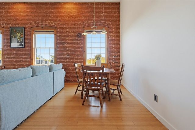 1511 Main Street CPH9, Worcester, MA 01603