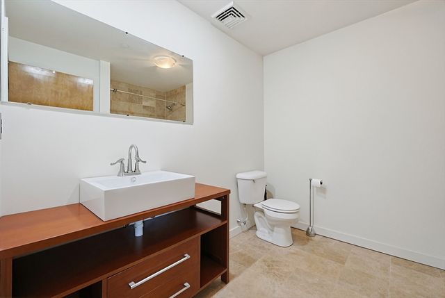 1511 Main Street CPH9, Worcester, MA 01603