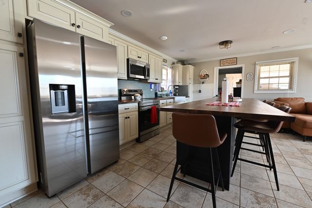 7279 Pinhook Pike, Collinwood, TN 38450