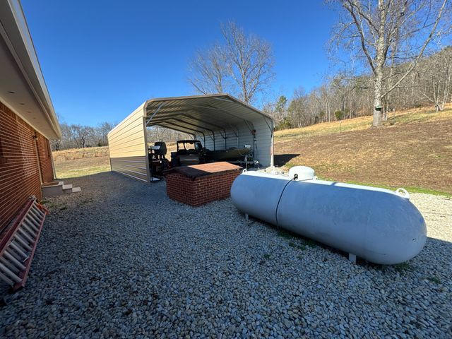 7279 Pinhook Pike, Collinwood, TN 38450