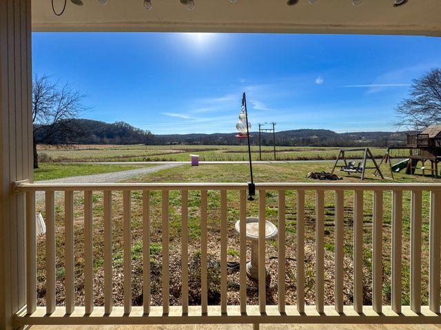 7279 Pinhook Pike, Collinwood, TN 38450