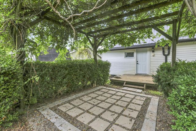 341 Highland Avenue, Buckeye Lake, OH 43008