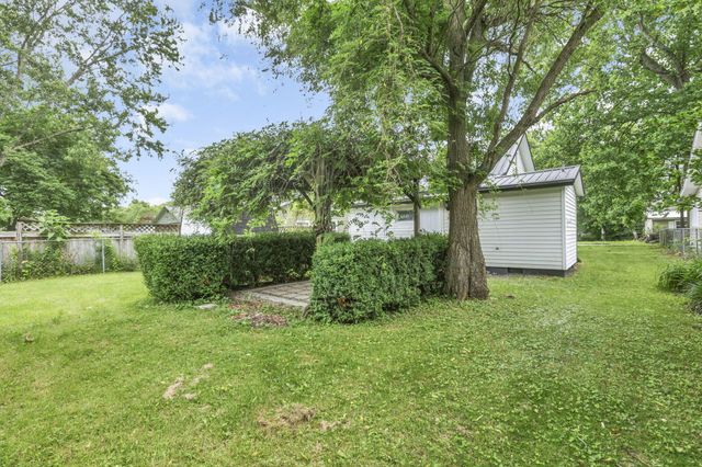 341 Highland Avenue, Buckeye Lake, OH 43008