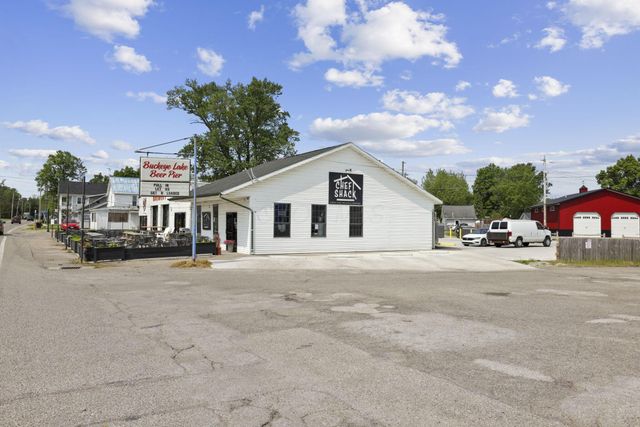 341 Highland Avenue, Buckeye Lake, OH 43008