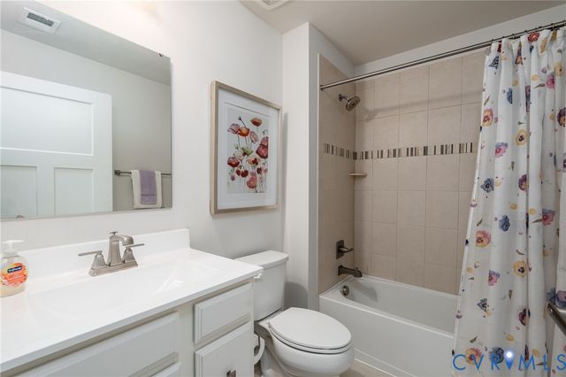 10312 Sun Ridge Ln, Richmond, VA 23236