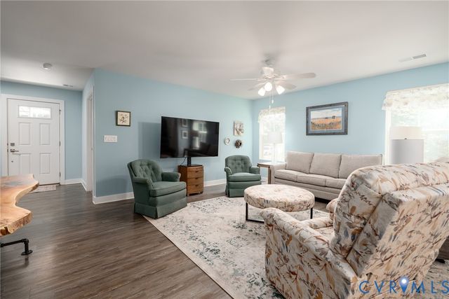 10312 Sun Ridge Ln, Richmond, VA 23236