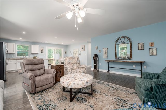 10312 Sun Ridge Ln, Richmond, VA 23236