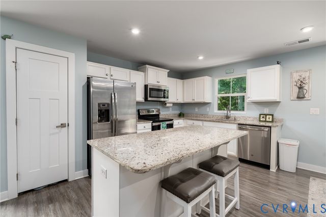 10312 Sun Ridge Ln, Richmond, VA 23236